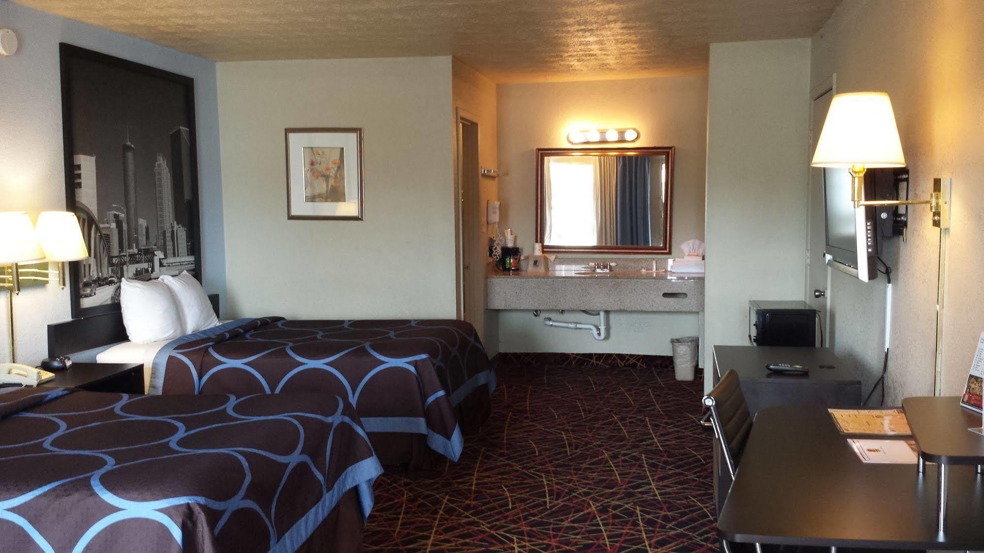Super 8 By Wyndham College Park/Atlanta Airport West Motel Dış mekan fotoğraf